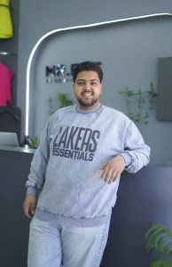 بلوز دوررس سنگشور طرح LAKERS