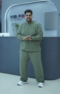 ست بلوز و شلوار مراکشی میله ای MR.FAT