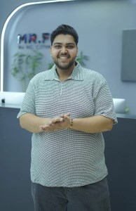پولوشرت مراکشی نیم زیپ حصیری