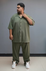 ست پیراهن یقه انگلیسی و شلوار بیسکوئیتی MR.FAT