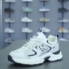 کتونی NEW BALANCE رنگ سفید سایز 45