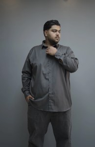 پیراهن نخی تک جیب آستین بلند سوپرسایز BERESHKA